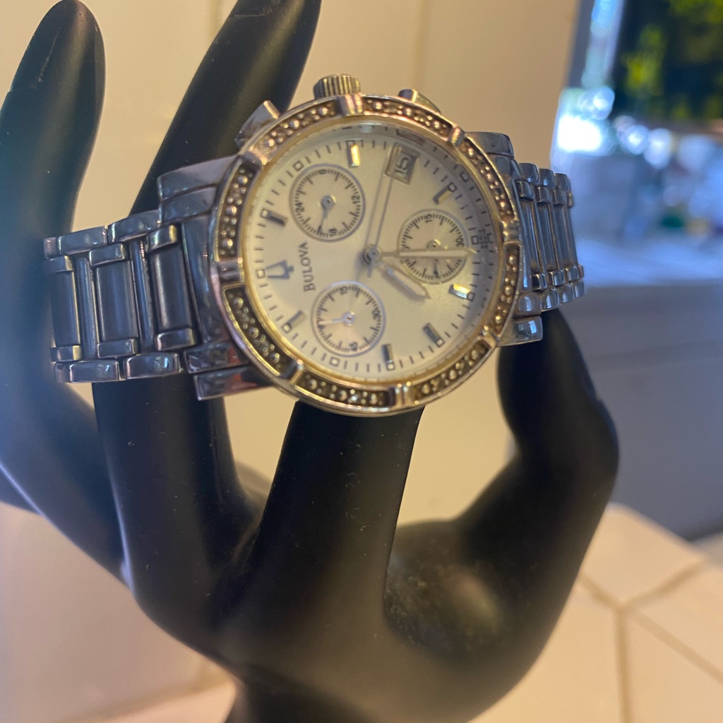 Ladies White Gold With Diamond Bezel Bulava